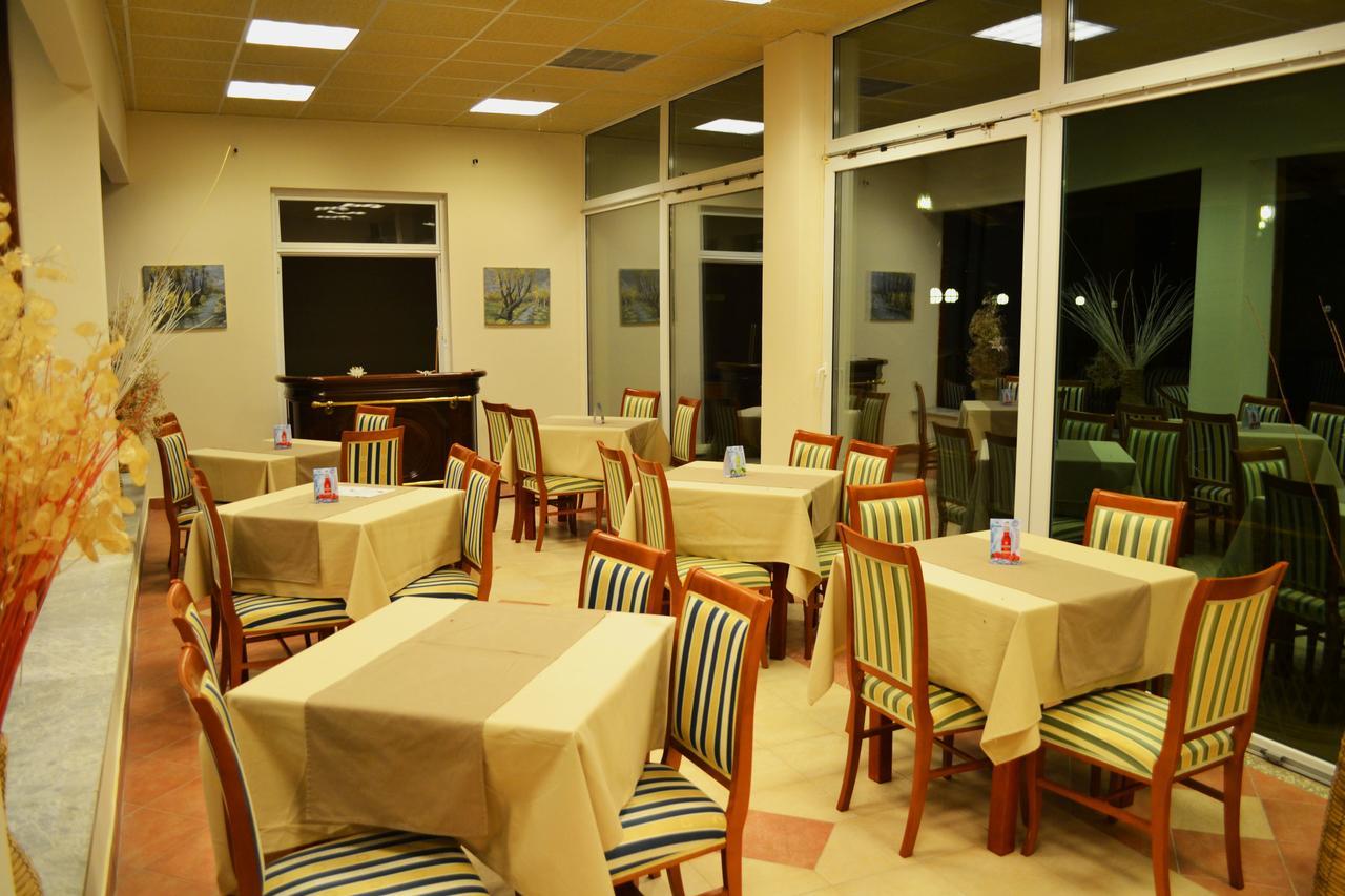 Hotel Filip Ohrid Kültér fotó